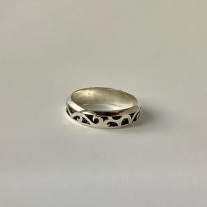 Sterling y silver ring